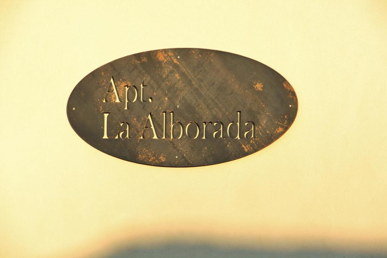 Apartamentos La Alborada Airport Sjo 阿拉胡埃拉 外观 照片